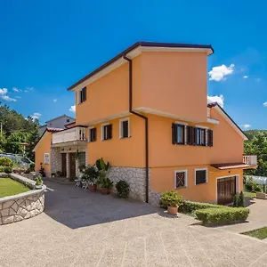 https://apartment-karmel-viskovo.primorje-gorskikotar.com